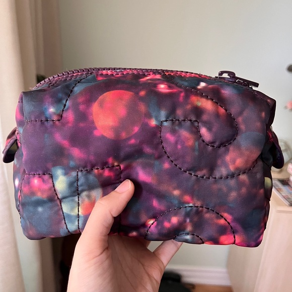 Marc Jacobs quilted makeup bag - Picture 4 of 10